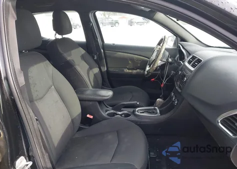 2011 Dodge Avenger Mainstreet z USA, uszkodzony, nr VIN 1B3BD1FB4BN556914